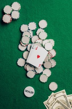 hi togel Speed Roulette dealer spinning wheel and announcing results